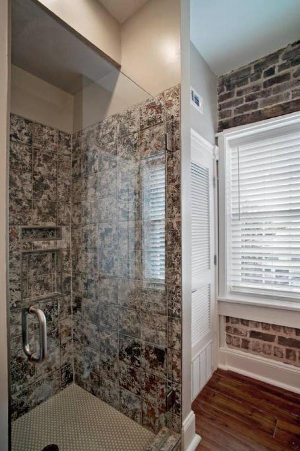 Willa Newly Renovated 4 Bed 3 Bath And 2 Parking Spots Savannah Zewnętrze zdjęcie
