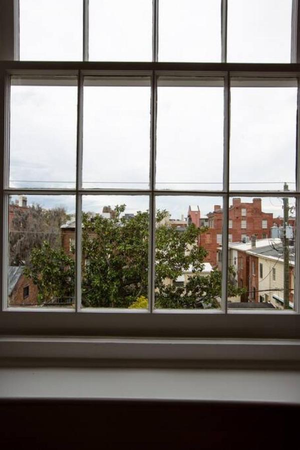 Willa Newly Renovated 4 Bed 3 Bath And 2 Parking Spots Savannah Zewnętrze zdjęcie
