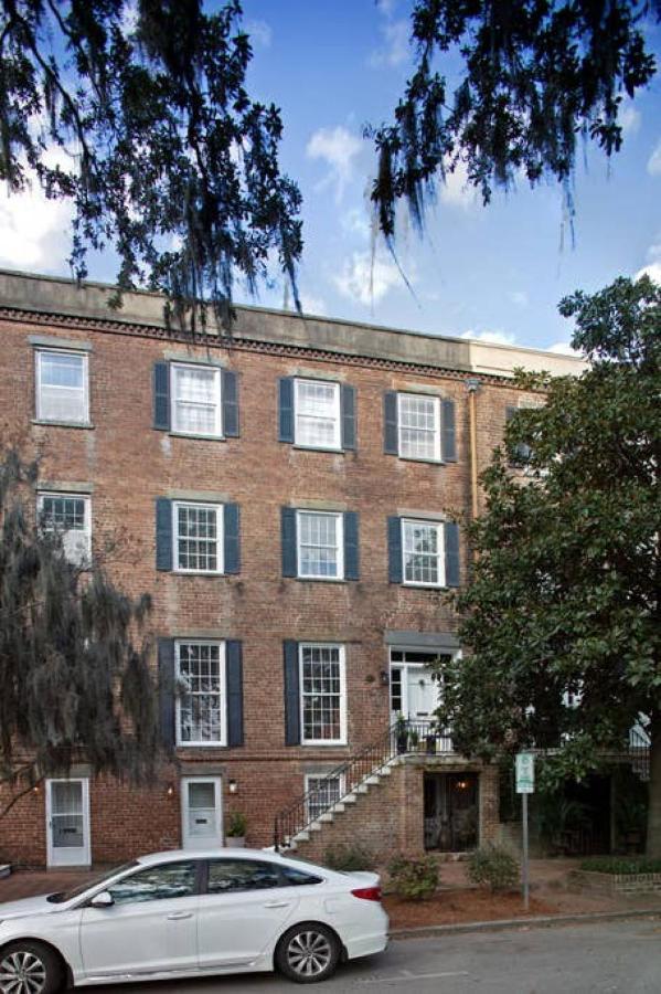Willa Newly Renovated 4 Bed 3 Bath And 2 Parking Spots Savannah Zewnętrze zdjęcie